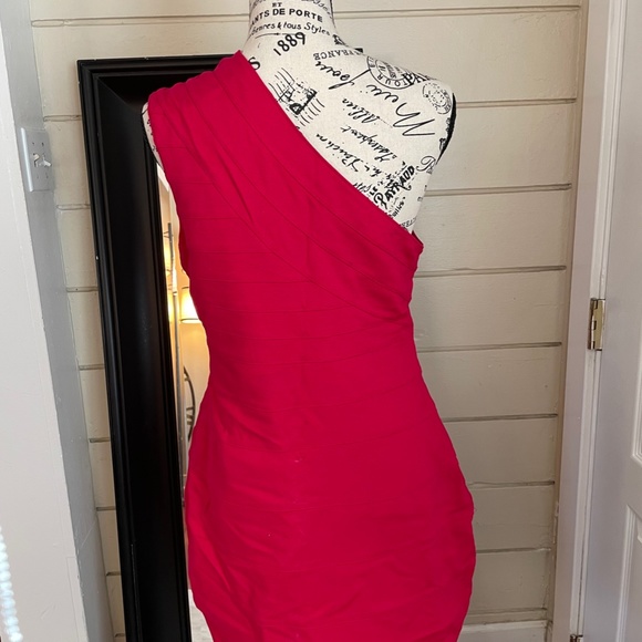Express Pink One Sshoulder Bodycon Bandage Dress. Size L. - Picture 2 of 4